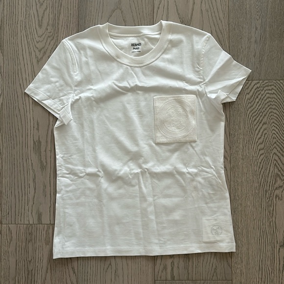 Brand new Hermes’ embroidered pocket tshirt size 34 - Picture 4 of 10